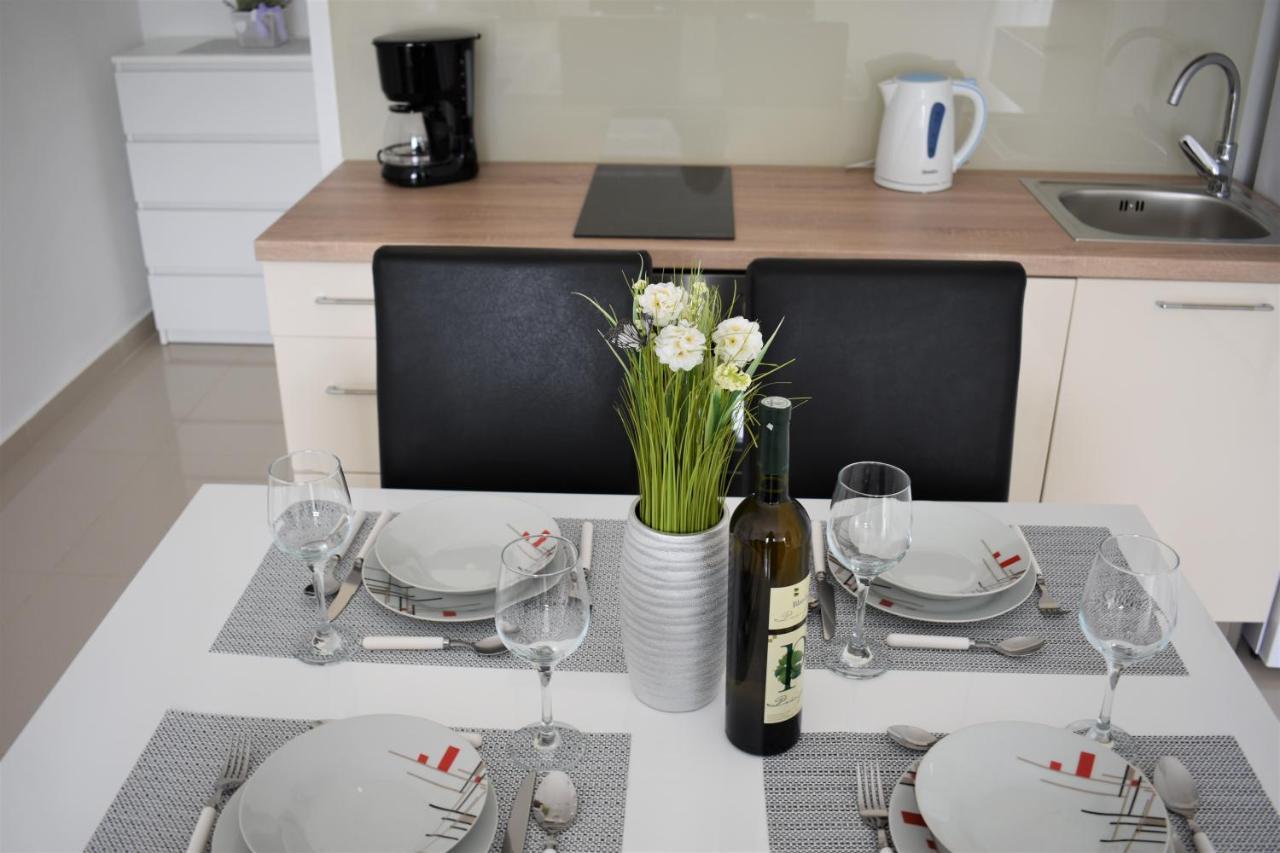 Apartments Rena Шибеник Екстер'єр фото