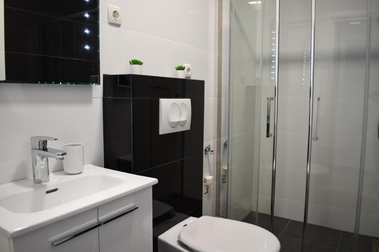 Apartments Rena Шибеник Екстер'єр фото