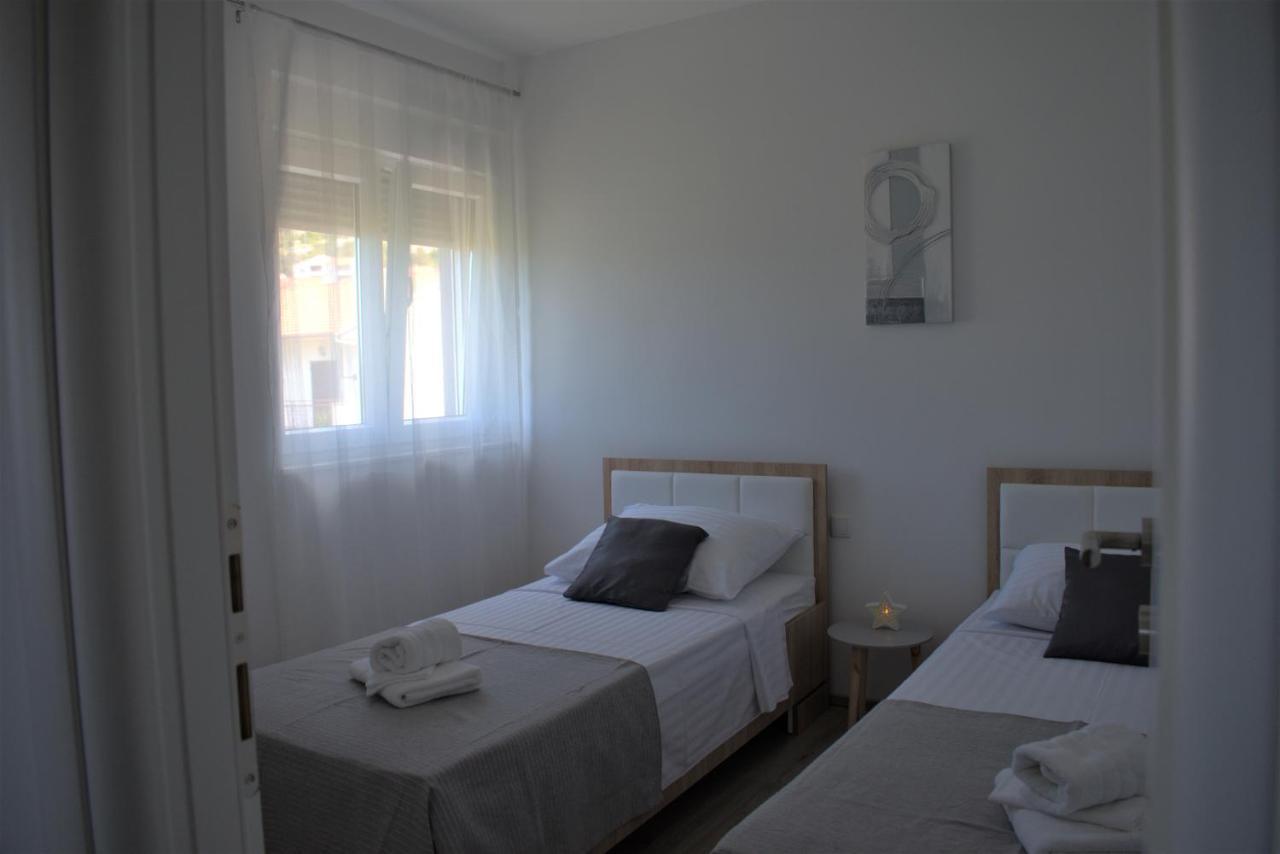 Apartments Rena Шибеник Екстер'єр фото