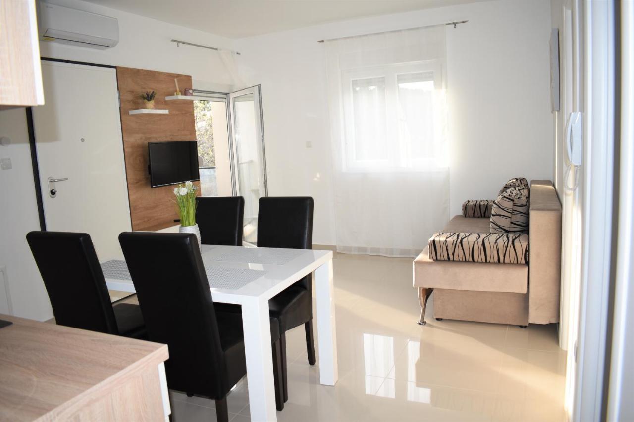 Apartments Rena Шибеник Екстер'єр фото