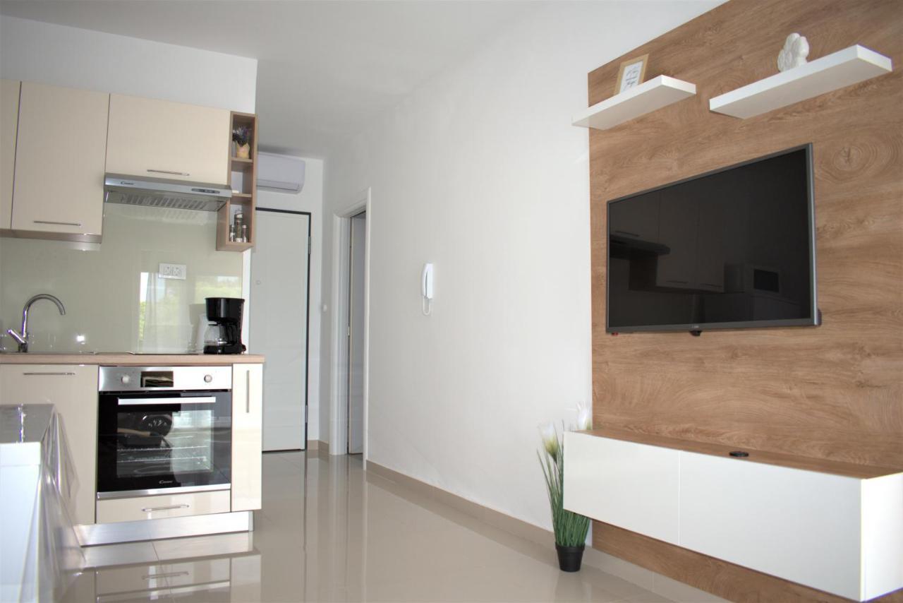 Apartments Rena Шибеник Екстер'єр фото