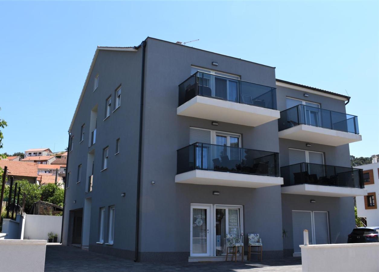 Apartments Rena Шибеник Екстер'єр фото
