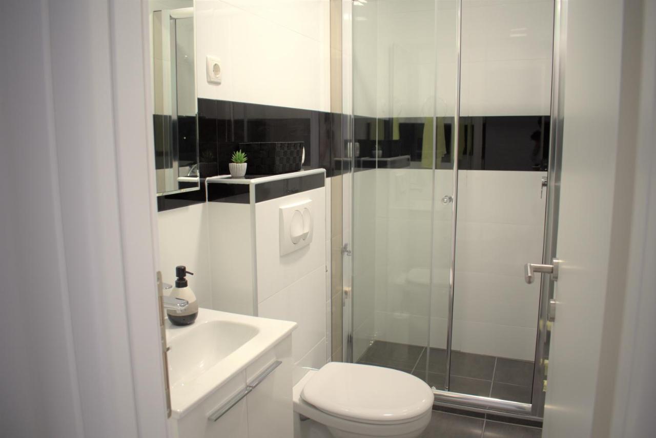 Apartments Rena Шибеник Екстер'єр фото